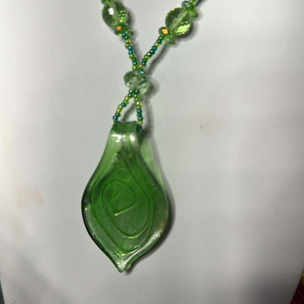 Artisan Beaded Murano Glass Pendant Green & Silver Swirl Design All Glass Beads - Picture 7 of 9